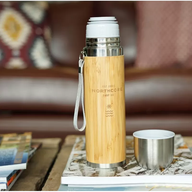NORTHCORE Thermos® Bambou En Acier 360 Ml Avec Mug 7 NORTHCORE Thermos® Bambou En Acier 360 Ml Avec Mug – Image 5